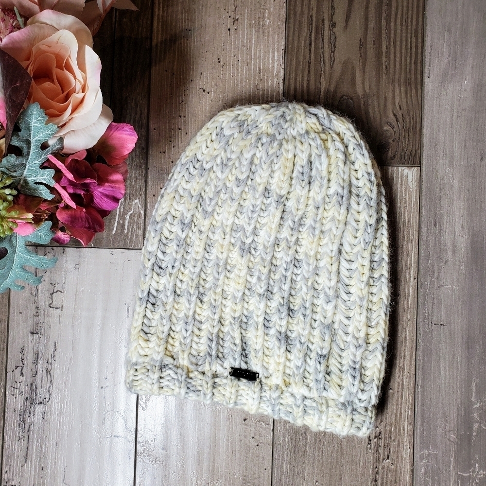 ANON Women's Knit Ski Beanie NWOT